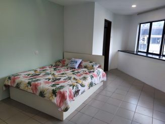 Double Queen Room