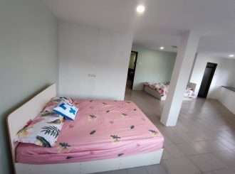 Double Queen Room